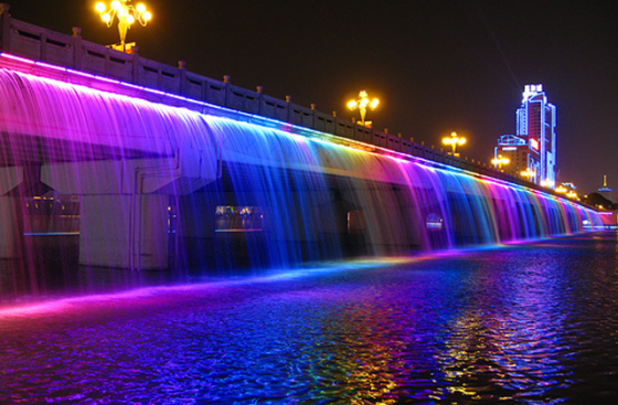 Banpo bridge rainbow fountain