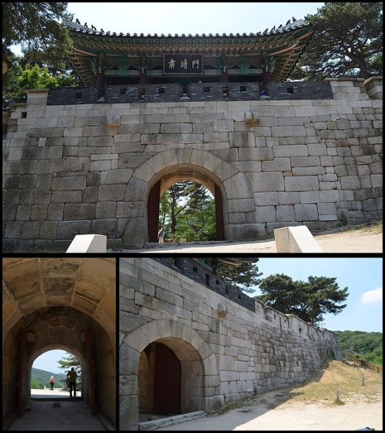 Sukjeongmun gate, Seoul (photo source credit to : Wikipedia)